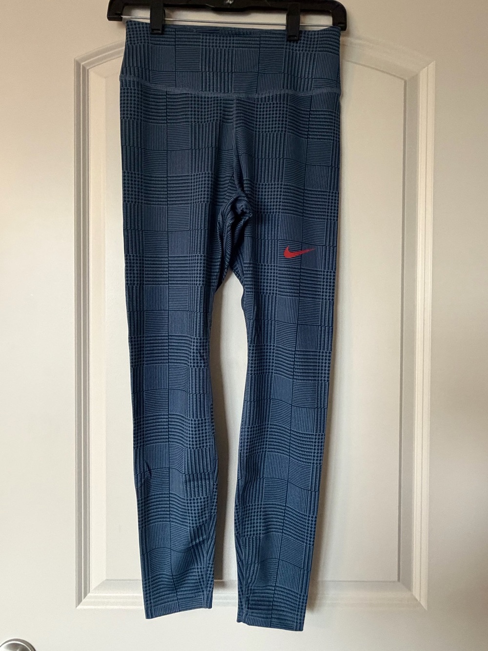 Nike Women’s Blue Houndstooth Leggings with Red Swoosh